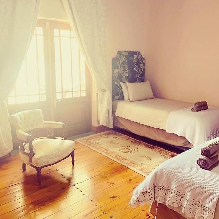 Lord Carnarvon Guesthouse Екстер'єр фото